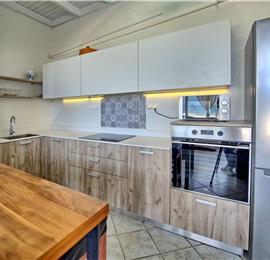 3 bedroom seaside villa with pool, Acharavi, sleeps 6